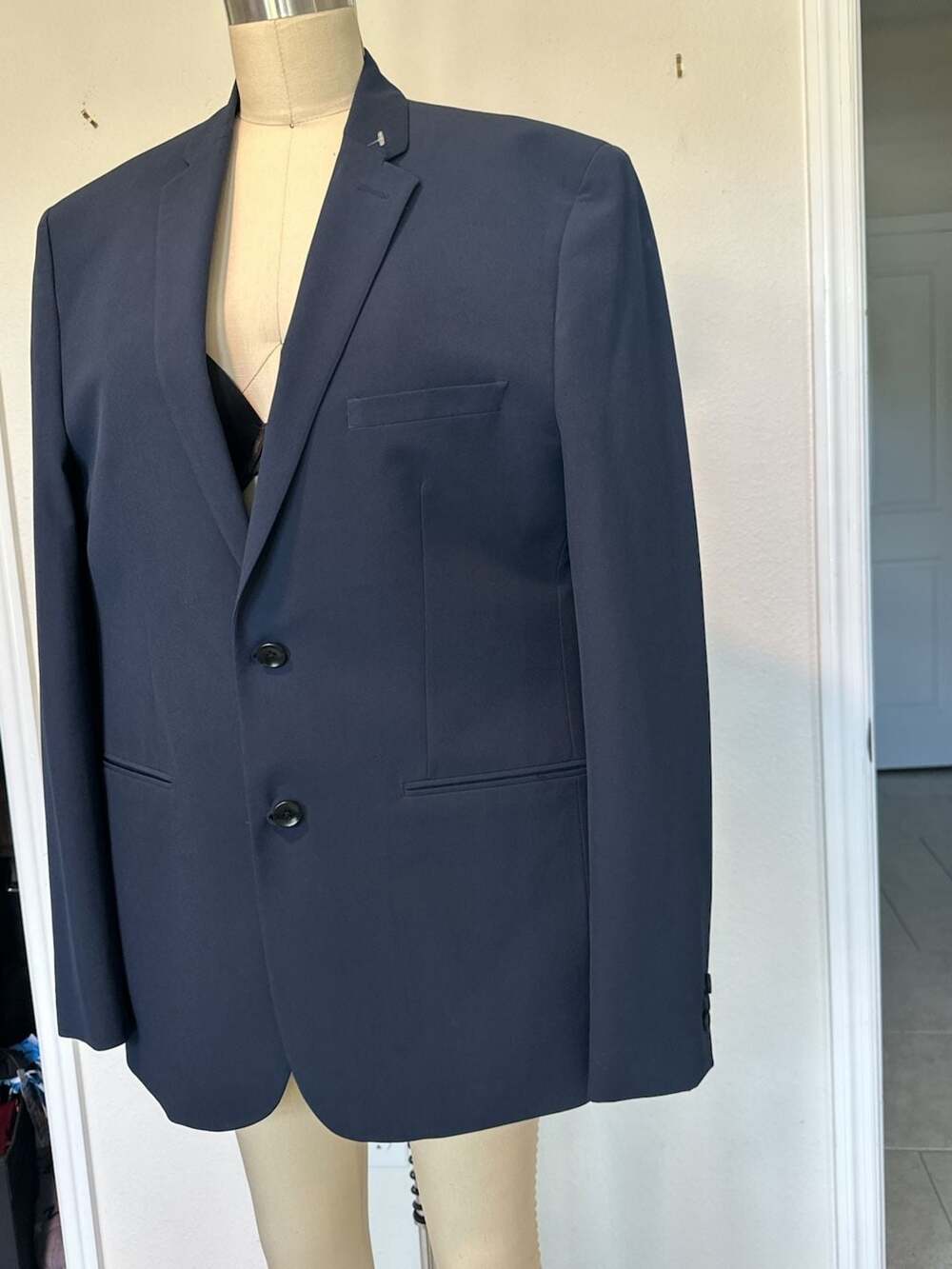 Perry Ellis - Picture 3 of 5